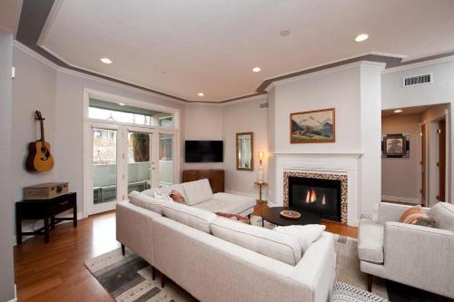 Historic Downtown Durango House | Mears House Unit 1A