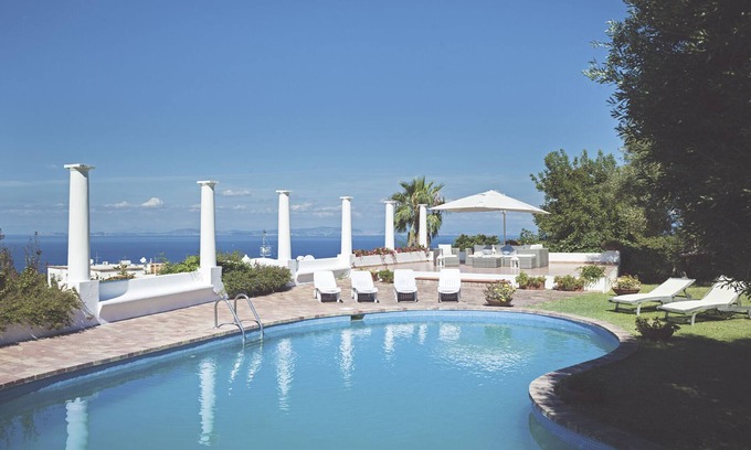 Anacapri Villa | Mediterranean Style Villa with garden and pool