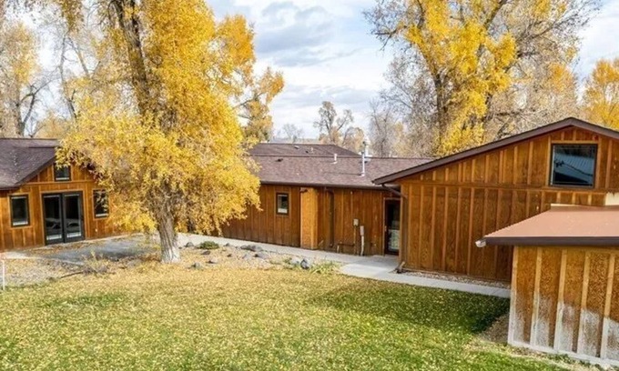 Meeteetse House | Meeteetse Retreat 4 bed 2.5 bath