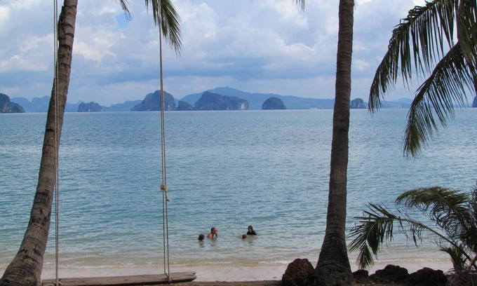 Ban Thalane Hotel | Melina's Beach Front Bungalow