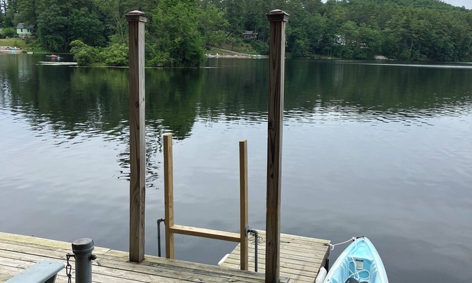 Lake Luzerne-Hadley Cabin | Memory Maker Cabin w private lakeside dock - 10 miles from Lake George