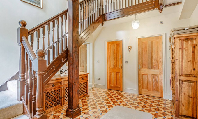 Brynrefail Cottage | Menai View