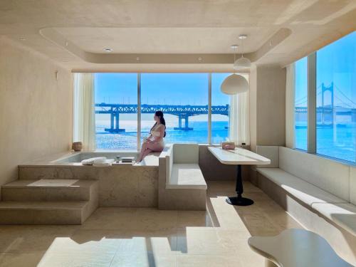 Suyeong-Gu House | Meomulda Gwangalli Gamsung