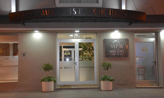 Villa Mercedes Hotel | Mercedes Park Hotel