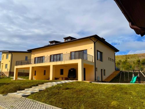 Predesti Resort | Merele de Aur