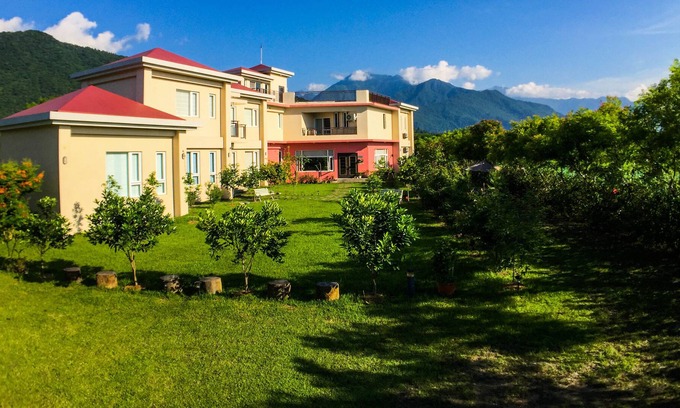 Shoufeng Bed & Breakfast | MerJiang B&B