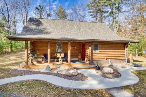 Hatfield House | Merrillan Cabin with Fire Pit Less Than 1 Mi to Lake Arbutus
