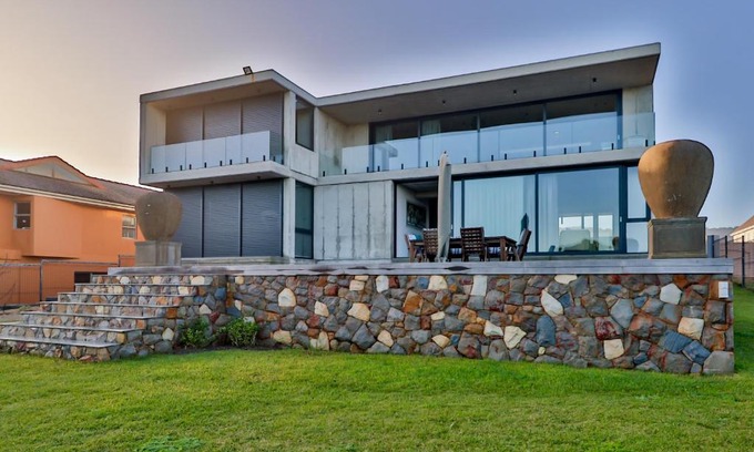 Myoli Beach Apartment | Mi Amor Beach House