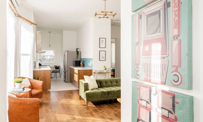 Sunnyside House | MidCentury Dream 2BR - 95 WalkScore