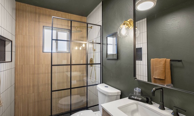 Great Falls House | Midnight Montana Retreat