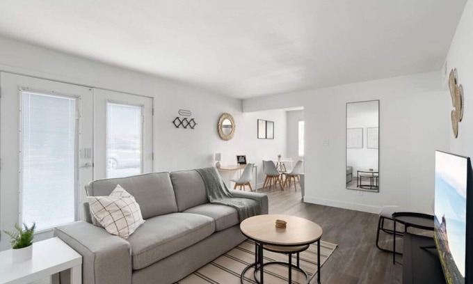 Encanto Apartment | Midtown 1BR | Near State Fair, Parks & Phoenix Zoo