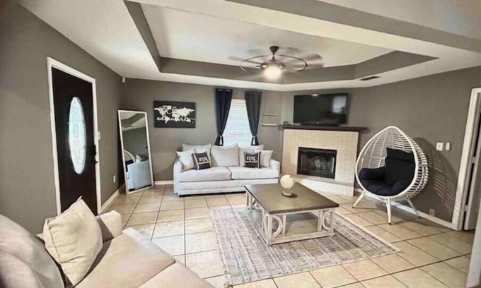 Hattiesburg House | Midtown Escape
