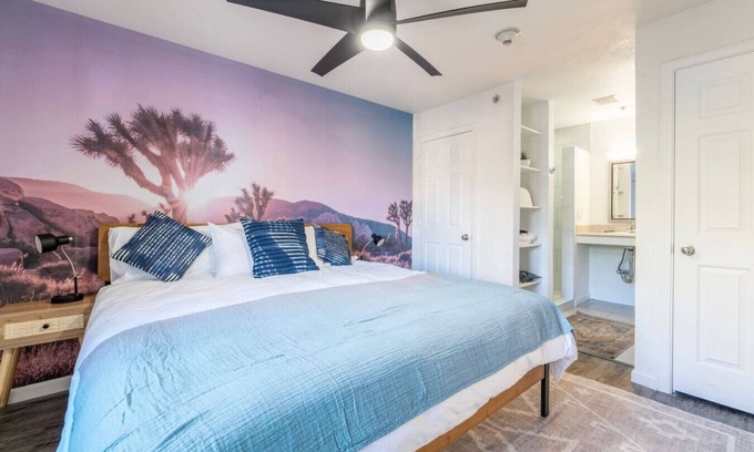 Midtown Apartment | Midtown Modern - Stylish 2BR Lodging in Reno