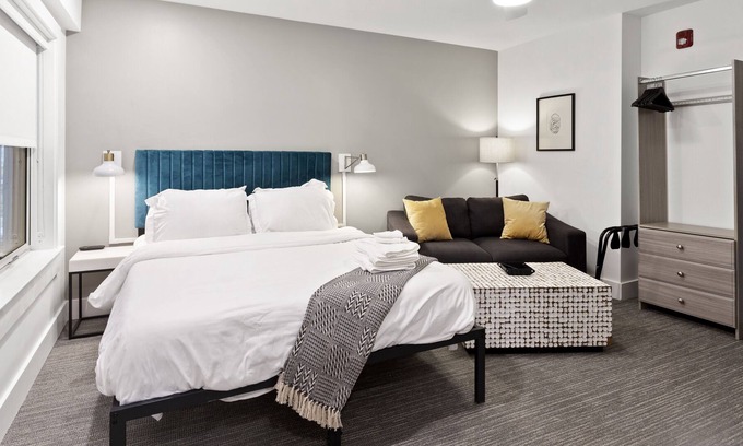 Hanover Place Apartment | Midtown Studio Steps from Dining and Nightlife