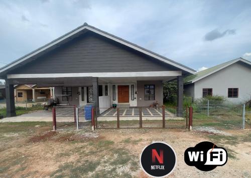 Beserah House | Mikaeel Homestay Beserah Kuantan