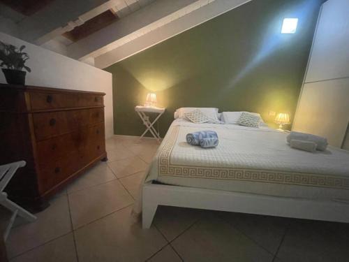 Caronno Pertusella Apartment | Milano-Como Elegant with AC e WIFI front station