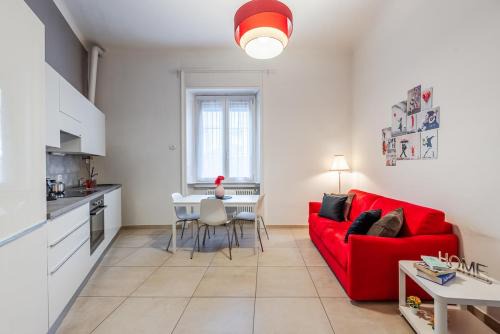 Zona Solari Apartment | Milano M4 - Apt Design District - Duomo-AC-Wifi