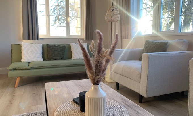 Hambledon House | Mill Down Cottage -Hambledon Vineyard