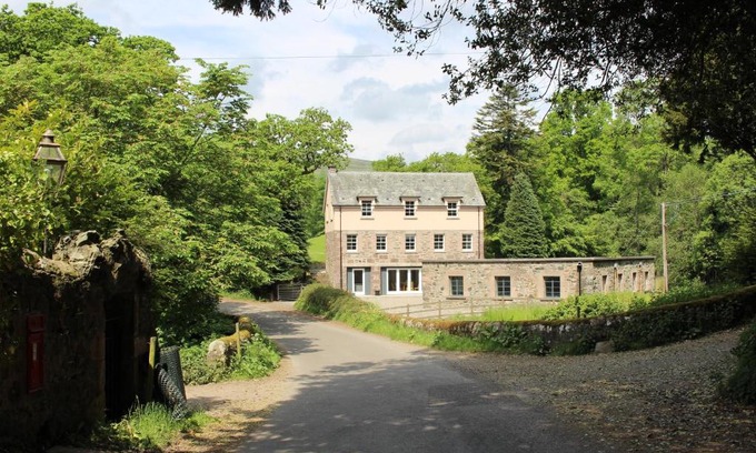 Monzie Bed & Breakfast | Mill House Monzie