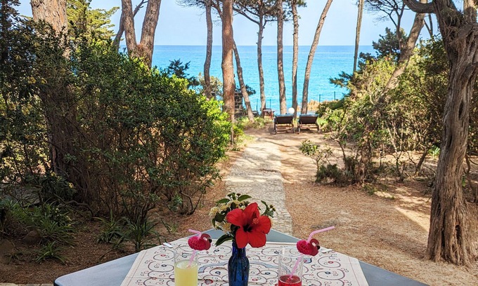 Cala Liberotto Apartment | Mini apartments right on this beach!