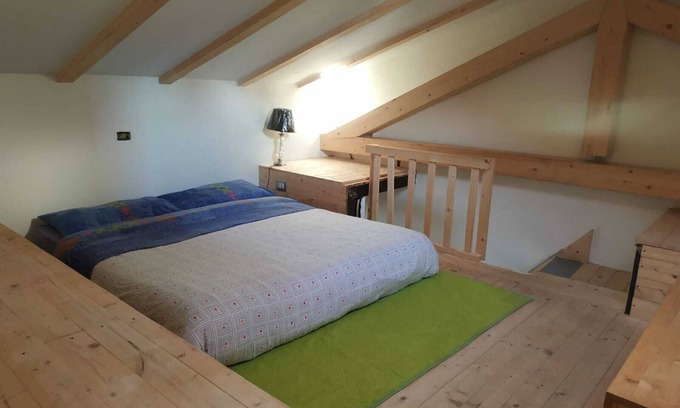 Centro Direzionale Apartment | MINI PENTHOUSE WITH TERRACE