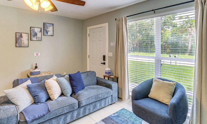 Lakewood Park House | Mins to Beaches & HCA Hospital: Fort Pierce Home