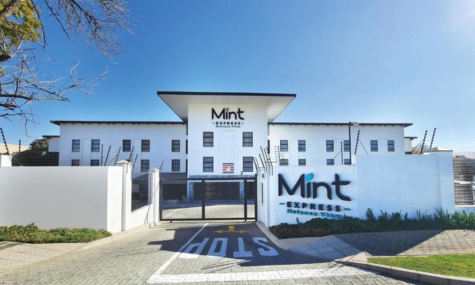 Greater Johannesburg Metropolitan Area Apartment | MINT Express Melrose View