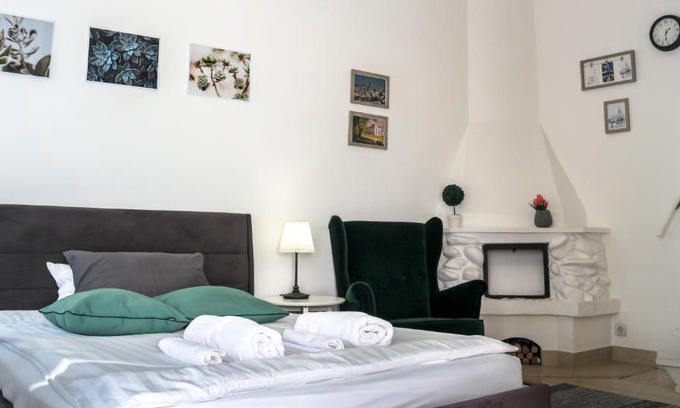 Cluj-Napoca City Centre Apartment | Mint Studio