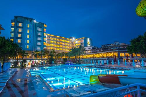 Okurcalar Resort | MIRA MERIDIA BEACh RESORT HOTEL