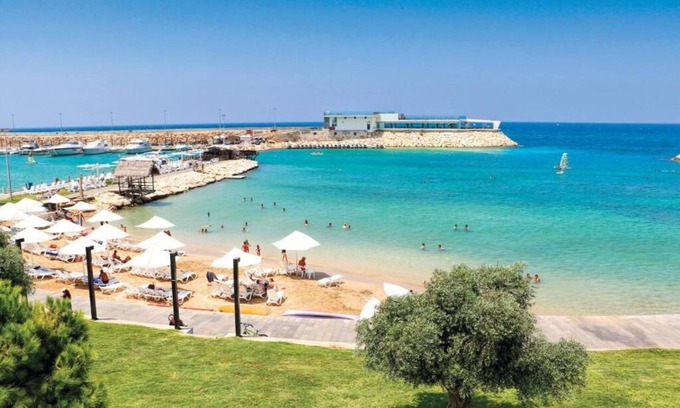 North Governorate Hotel | Miramar Hotel Resort & Spa