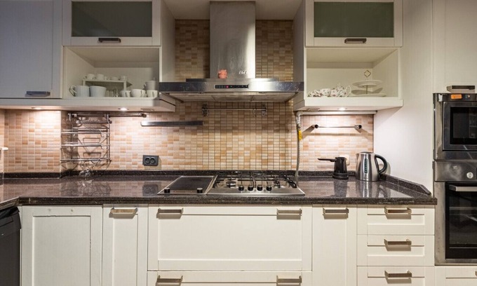 Uskudar Apartment | Missafir Flat with Bosphorus View in Kuzguncuk