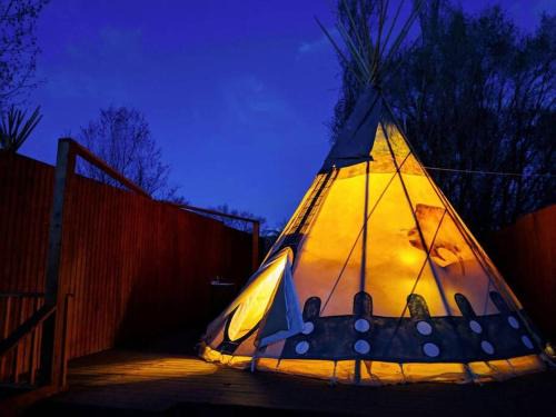 Moab South Valley House | Moab RV Resort Glamping Tipi OK54