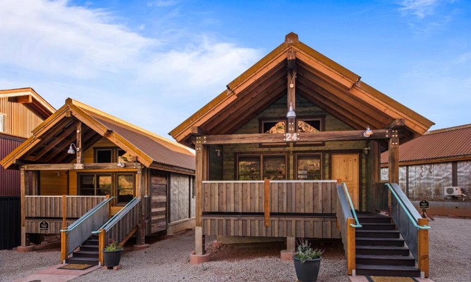 Moab Hotel | Moab Springs Ranch