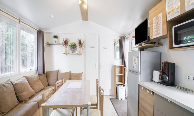 Saint-Jean-de-Monts Ski Chalet | Mobile Home Saint Jean near Demoiselles Beach