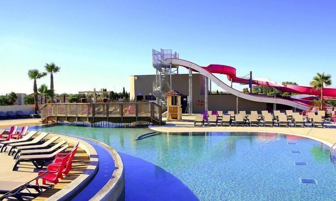 Serignan House | Mobile home in Sérignan with great pool area