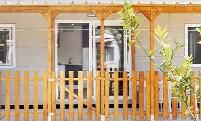 Lido di Dante House | Mobilehome mit Veranda