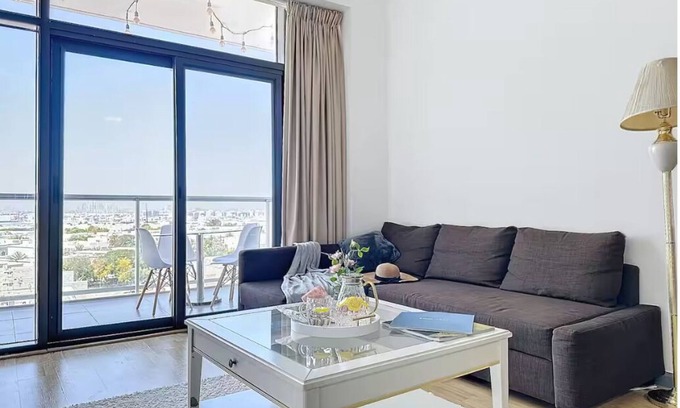 Dubai Apartment | Modern 1 Bedroom in Dubai Oasis