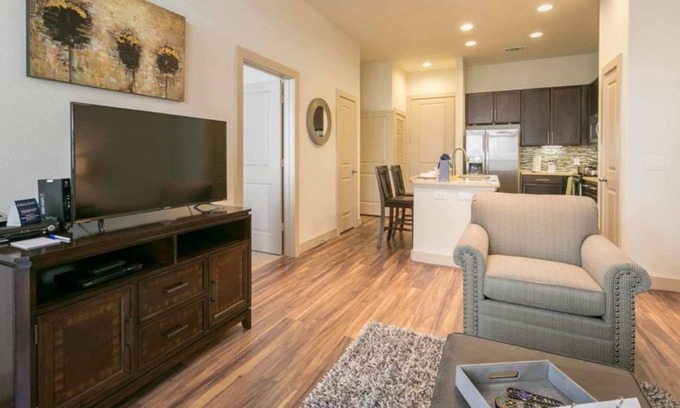 Memorial Condo | Modern 1BR Retreat at 7 Seventy – Outdoor Pool