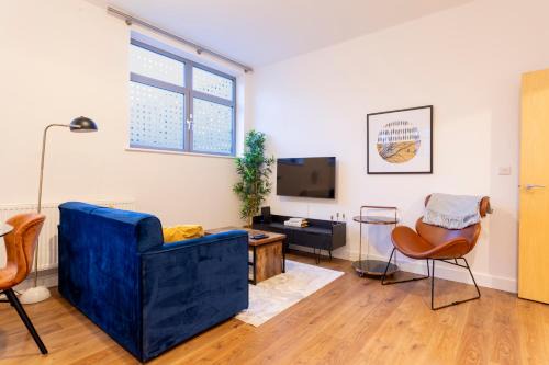 Redhill Apartment | Modern 2- Bedroom Apartment in Central Redhill!