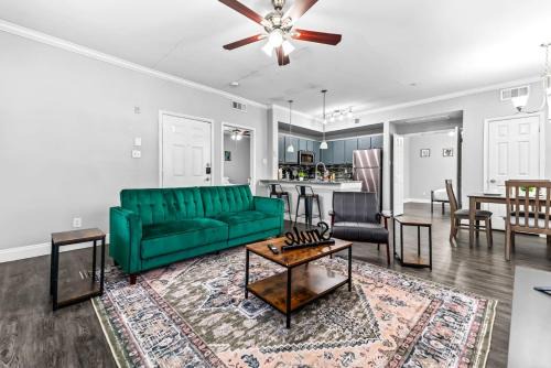 Fossil Creek Apartment | Modern 2BD 1BA Apt Pool Gym