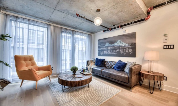 Griffintown Apartment | Modern 2BR Suite Old Montreal A6