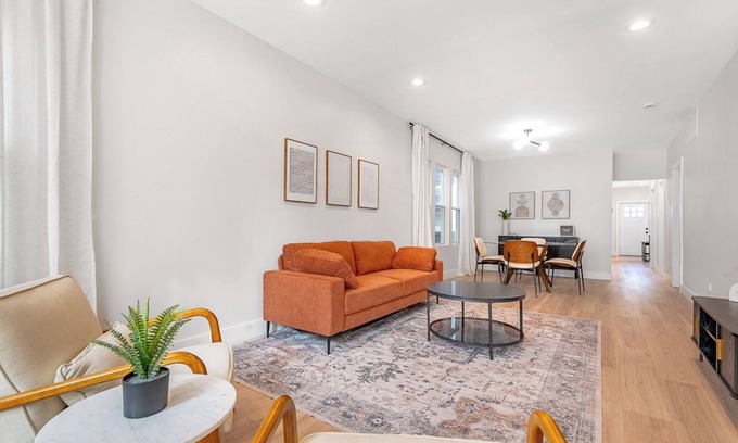 Avondale Apartment | Modern 2BR with Free Parking in Avondale