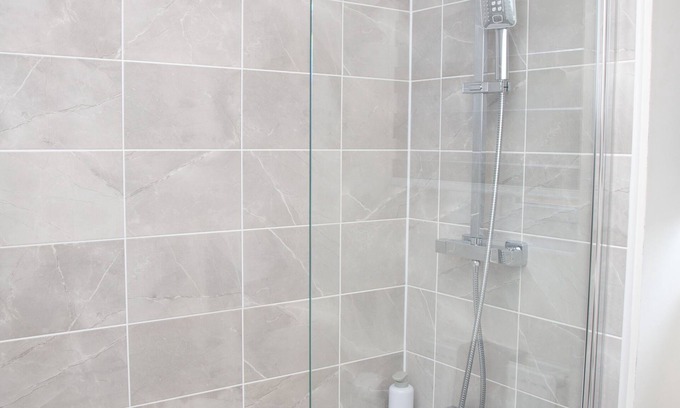Newcastle-upon-Tyne House | Modern 3-Bedroom Home