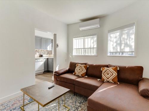 San Fernando Apartment | Modern 3 Bedroom Apartment in San Fernando