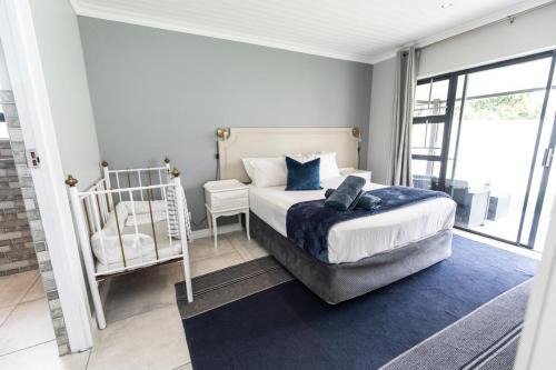 Lorraine House | Modern 3 Bedroom In The Heart Of Pe
