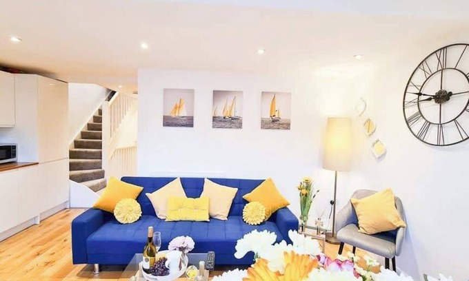 Brighton City Centre Apartment | Modern 4 bedroom flat, Near Brighton Station