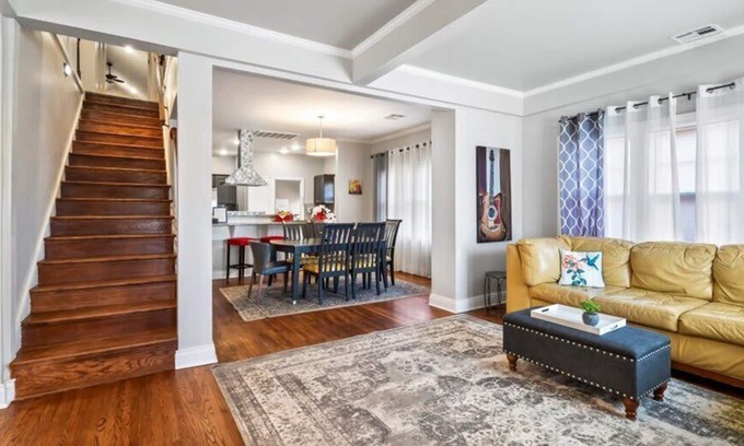 Sunrise Terrace House | Modern 4BR Midtown Home |Expo Square |Pet-Friendly