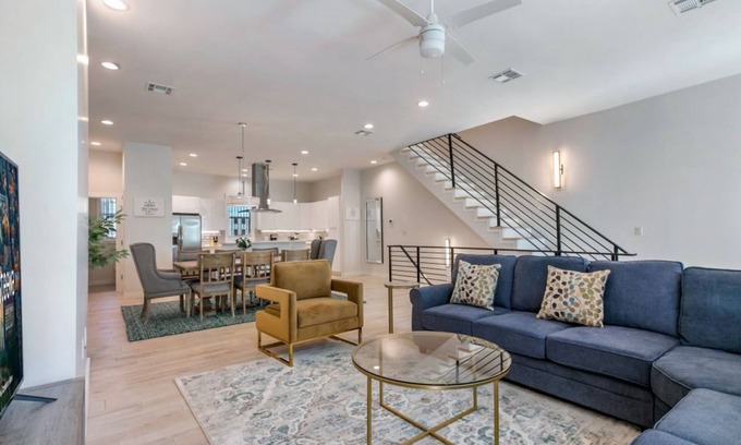 Mid-City House | Modern 4BR Townhouse in Bienville Villas