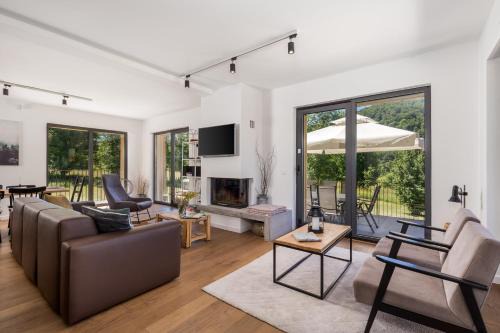 Karlobag Ski Chalet | Modern Alpine Monsalbius Chalet