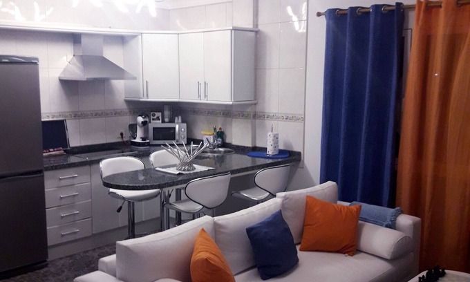 Playa de Arinaga Condo | Modern and beautiful fully equipped house, wifi and television with Nexfli.